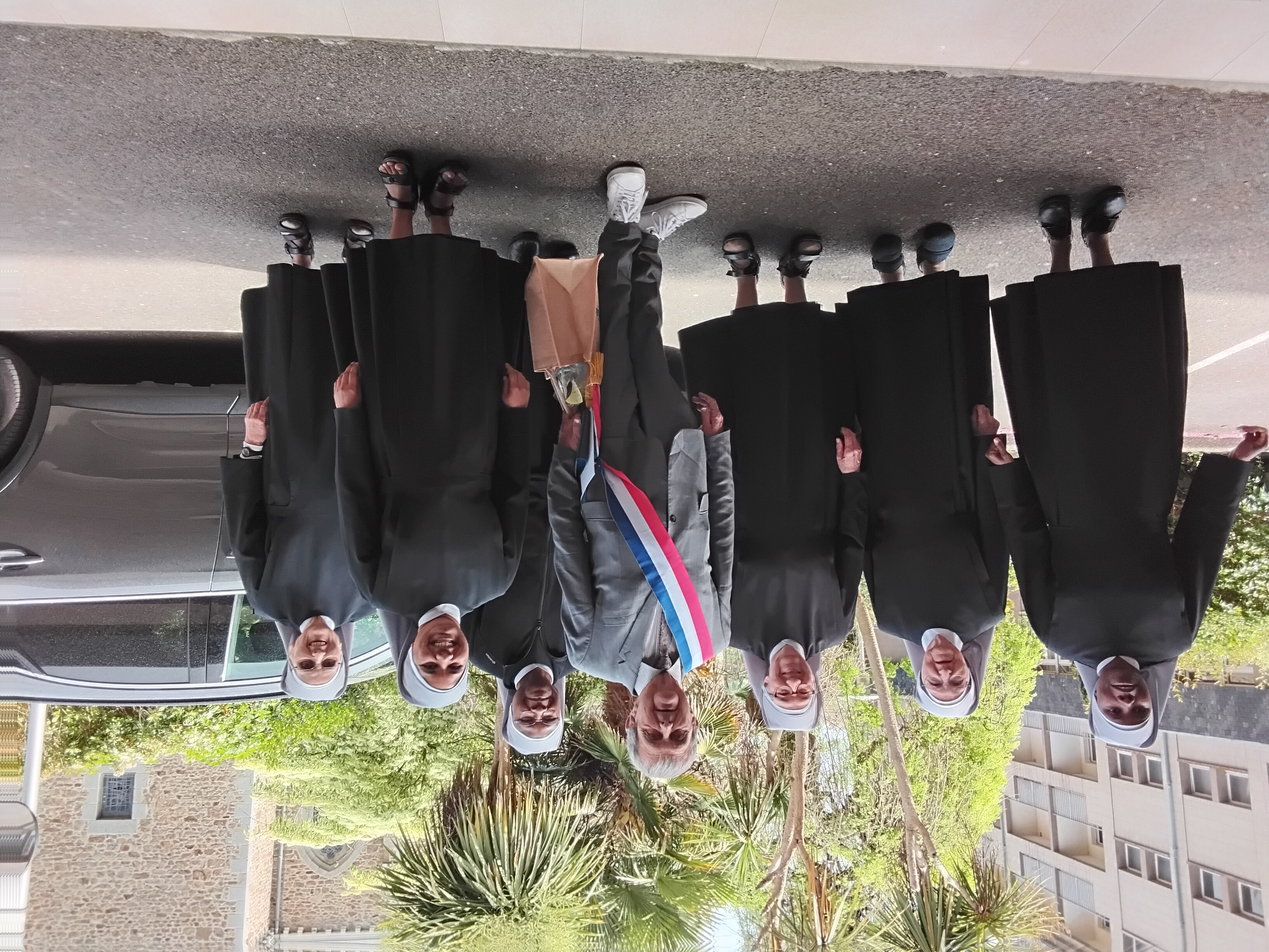 Petites soeurs des pauvres et maire de saint malo